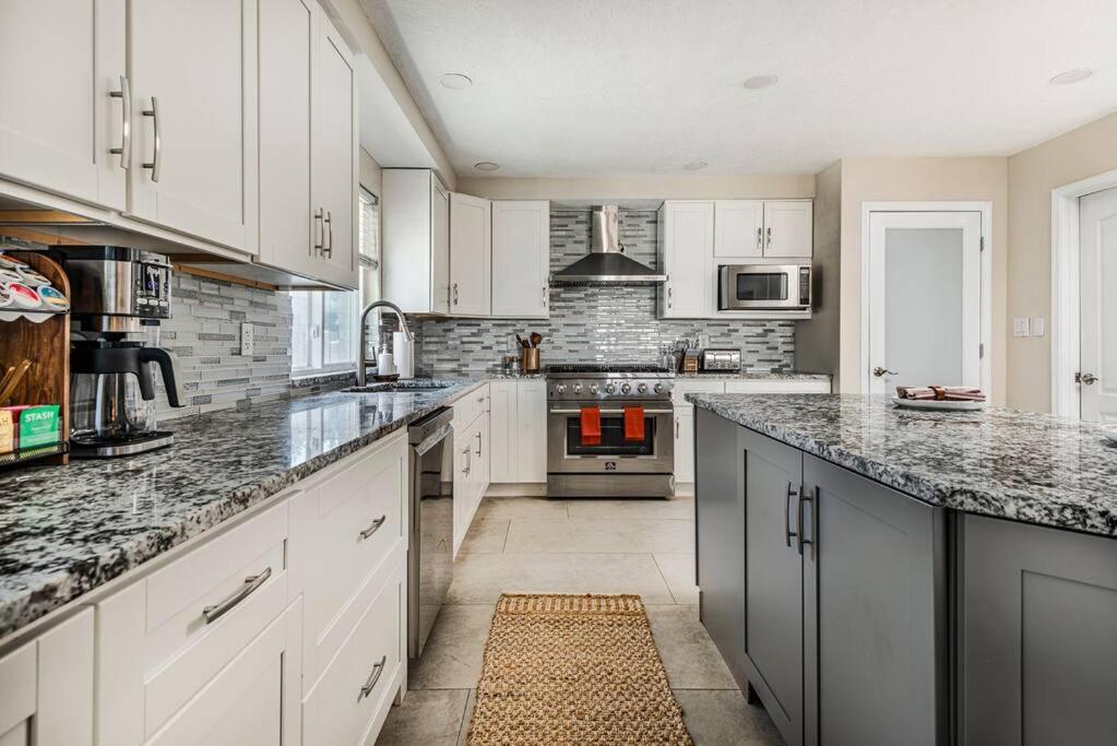 Chic 5 Bed Rooms Boho Retreat With - Games & Outdoor Movies! Albuquerque Eksteriør billede